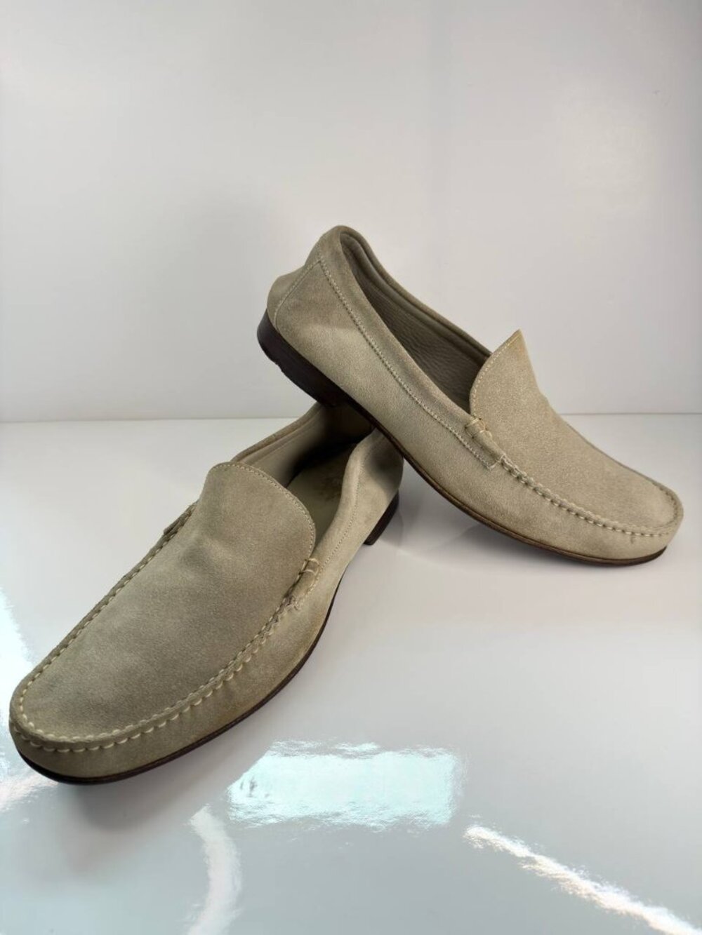 Hugo Boss Men’s Suede Loafers – Made in Italy – Size 10